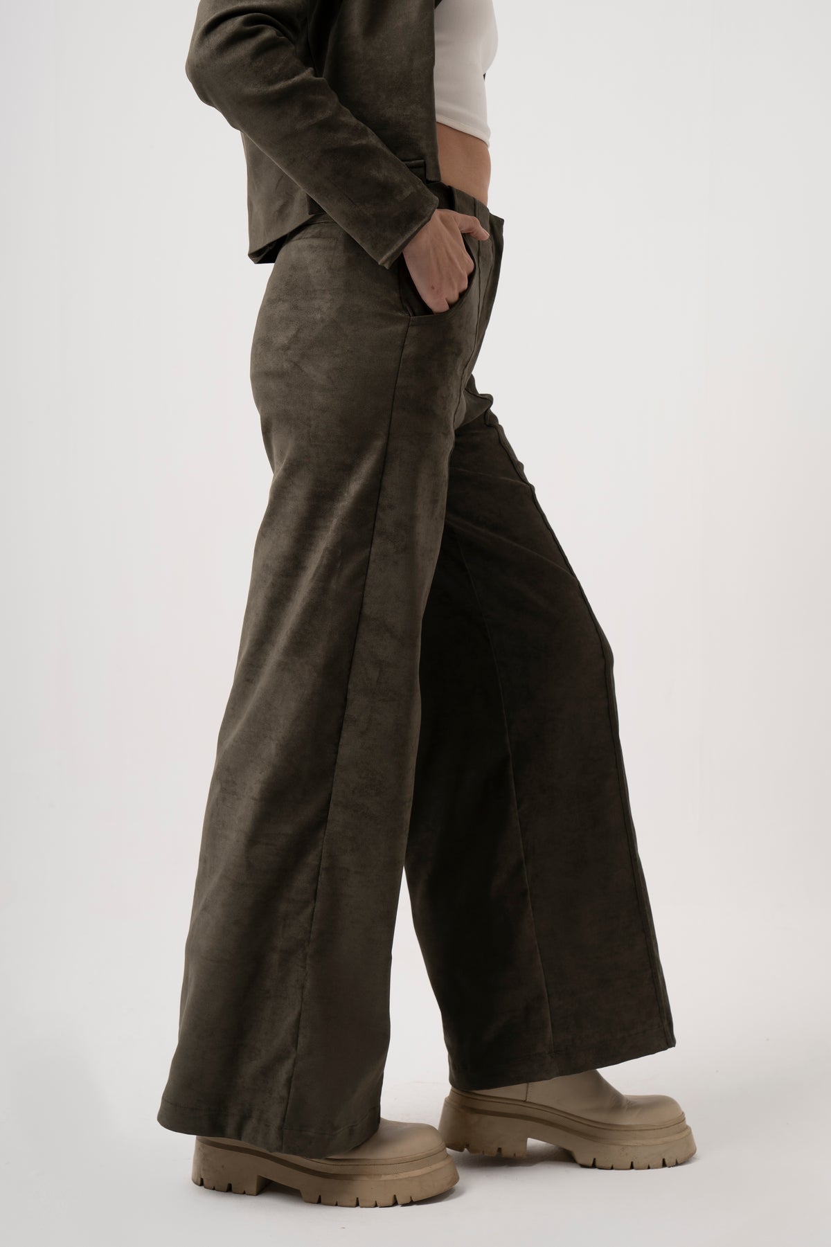 Lumière Pants in Olive Green