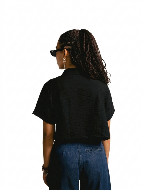 Black Capri Blend Crop